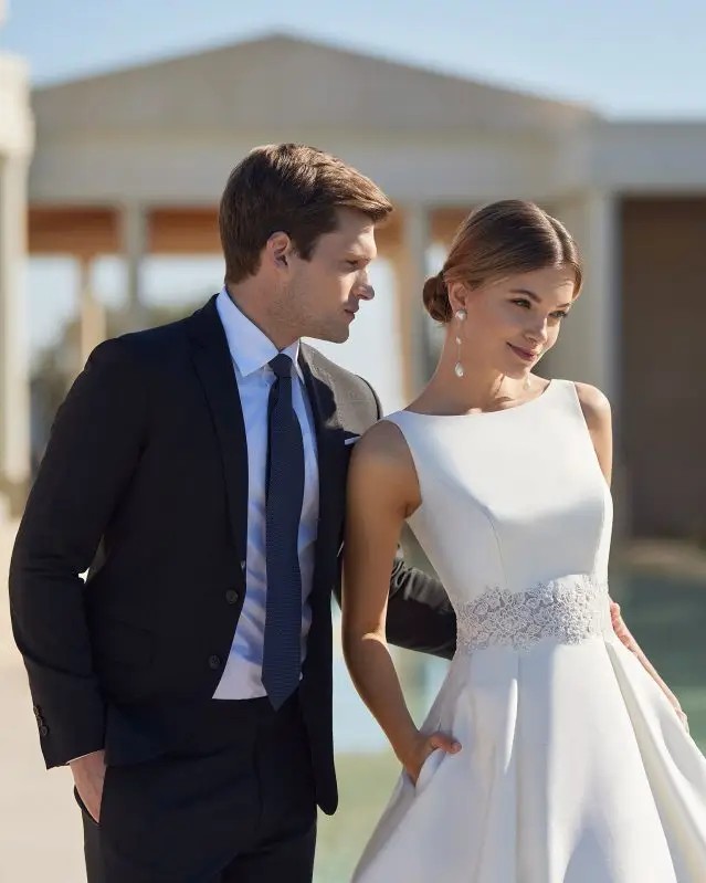 Plan a Magical Winter Wedding With These Practical Tips Image