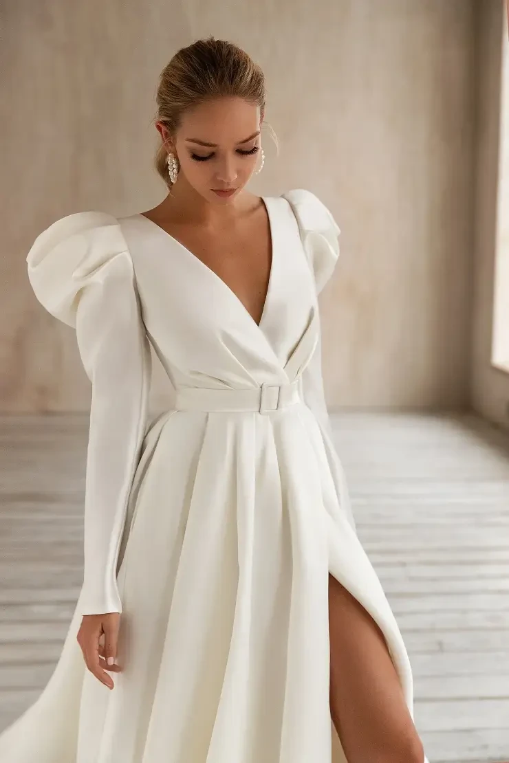 Tayra By Eva Lendel Wedding Gowns Price Range: $2999.00 - $6300.00 #1 Original picture