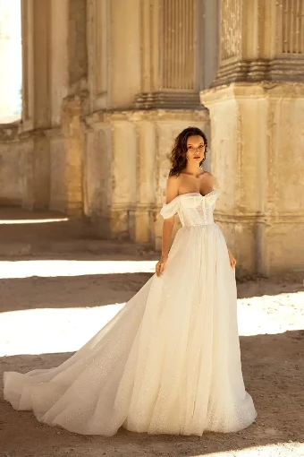 Sky By Eva Lendel Price Range: $2999.00 - $6300.00 $2 default Original thumbnail