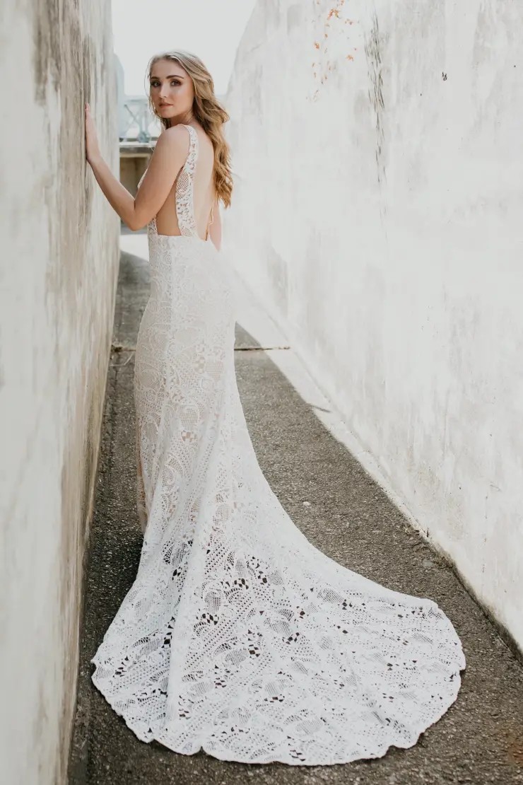 Dahlia By Goddess By Nature #0 default Ivory/Champagne picture