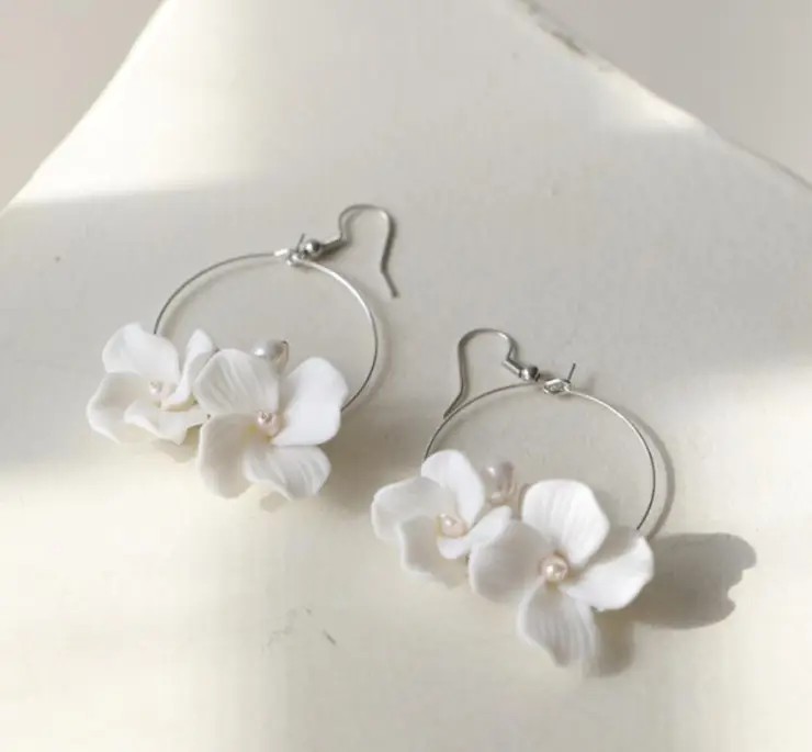 Eve Earrings #1 Silver/Pearl picture