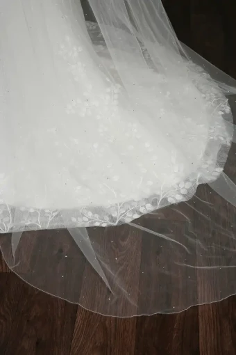 C602C, 98", 1 Tier, Ivory $1 Ivory thumbnail
