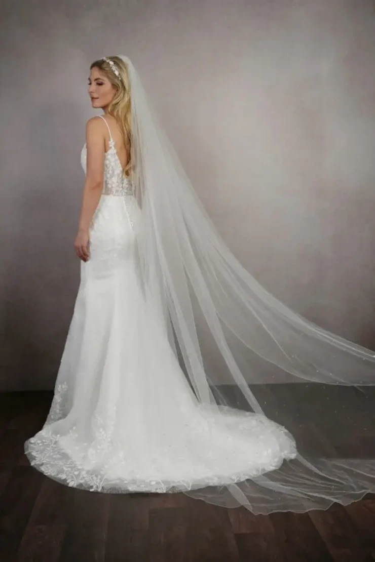 C602C, 98", 1 Tier, Ivory #2 default Ivory picture