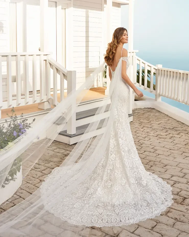 Caytlin By Rosa Clara Price Range: $2999.99 - $7750.00 #1 Natural picture