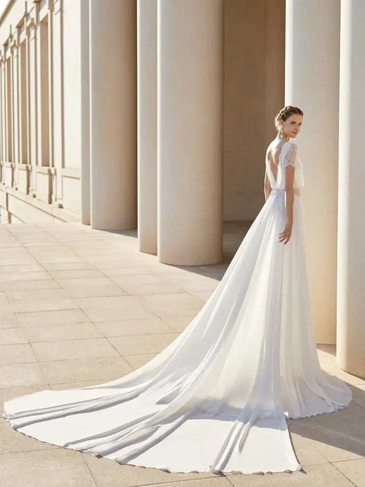 Salitre By Rosa Clara Price Range: $2999.99 - $7750.00 #1 Natural picture