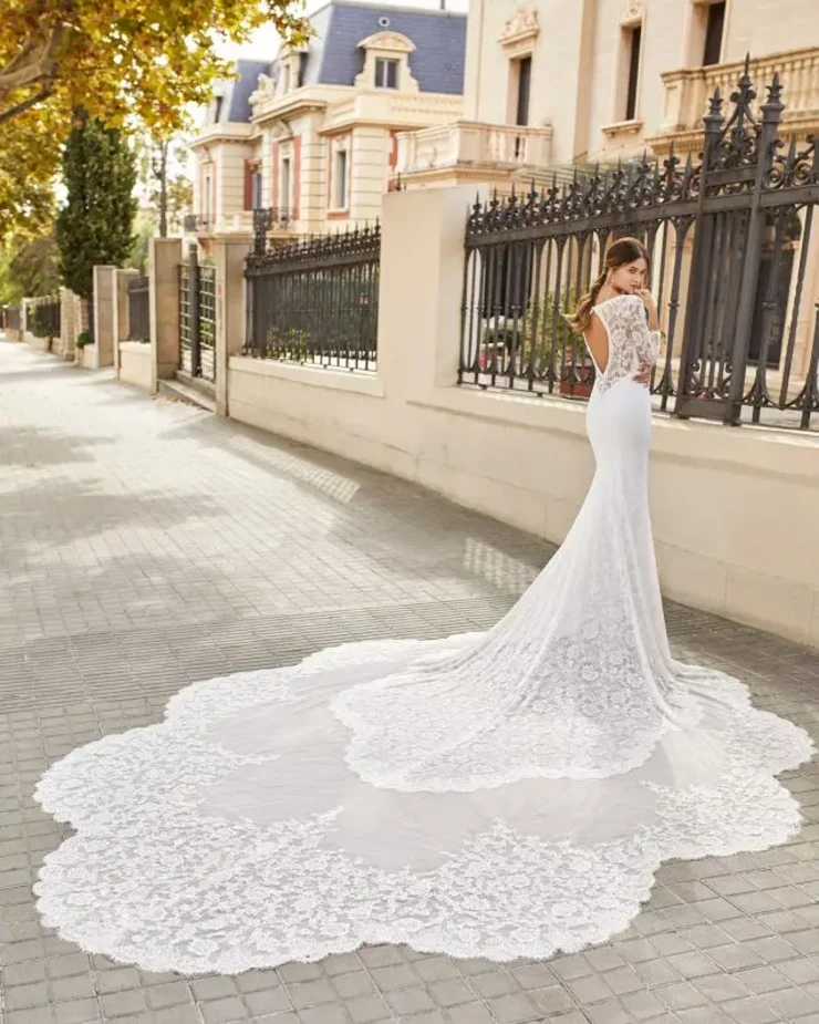 Tenor By Rosa Clara Price Range: $2999.99 - $7750.00 #0 default Natural picture