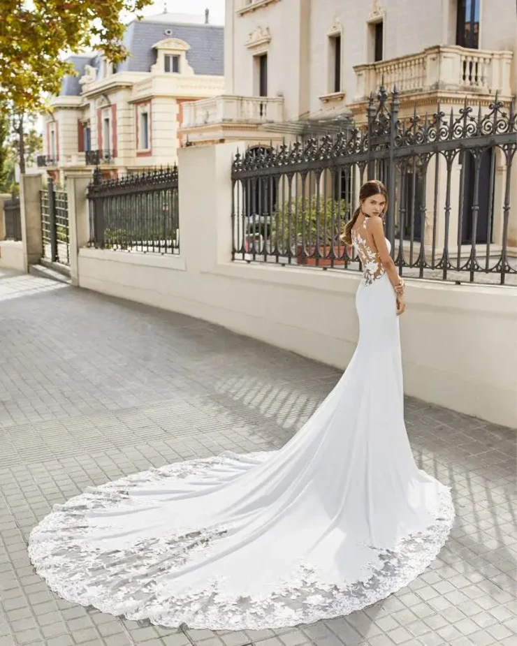 Tarrega By Rosa Clara Price Range: $2999.99 - $7750.00 #0 default Natural picture