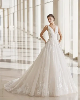 Nesit By Rosa Clara Price Range: $2999.99 - $7750.00 $0 default Natural thumbnail