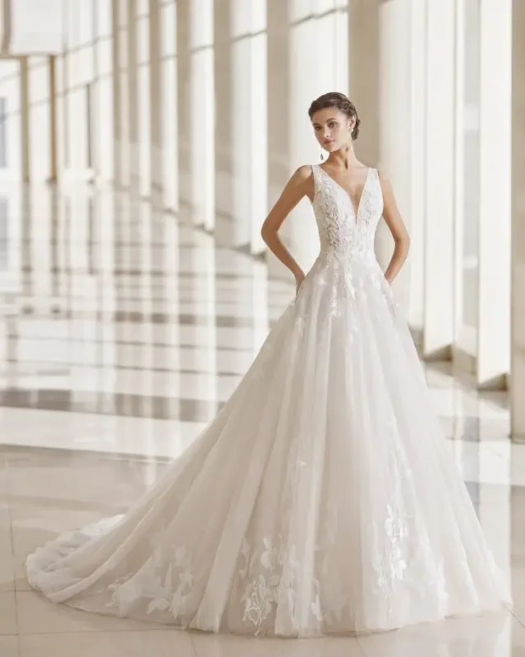 Nesit By Rosa Clara Price Range: $2999.99 - $7750.00 #0 default Natural picture