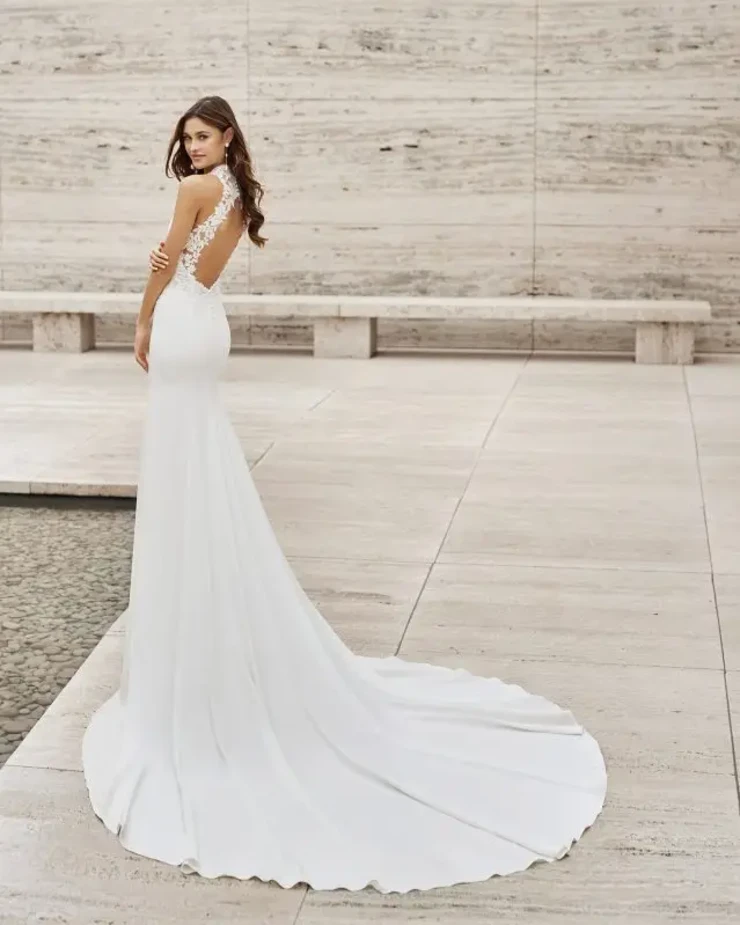 Nash By Rosa Clara Price Range: $2999.99 - $7750.00 #0 default Natural picture