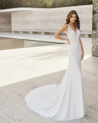 Narel By Rosa Clara Price Range: $2999.99 - $7750.00 $0 default Natural thumbnail