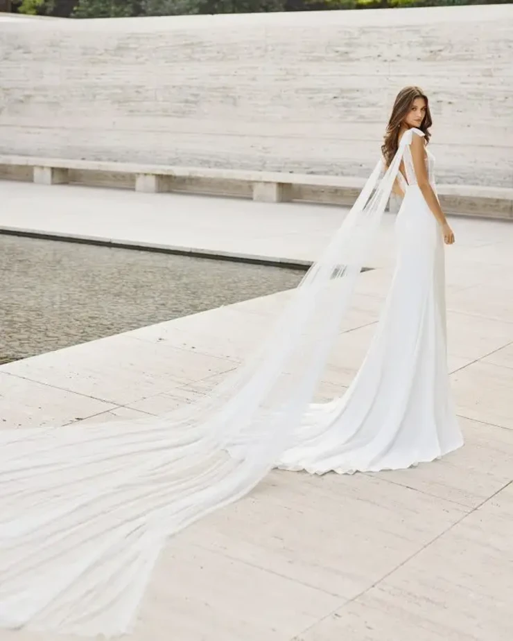 Nanet By Rosa Clara Price Range: $2999.99 - $7750.00 #1 Natural picture