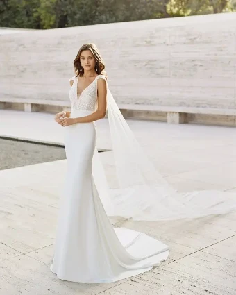 Nanet By Rosa Clara Price Range: $2999.99 - $7750.00 $0 default Natural thumbnail