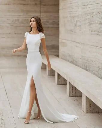 Nain By Rosa Clara Price Range: $2999.99 - $7750.00 $0 default Natural thumbnail