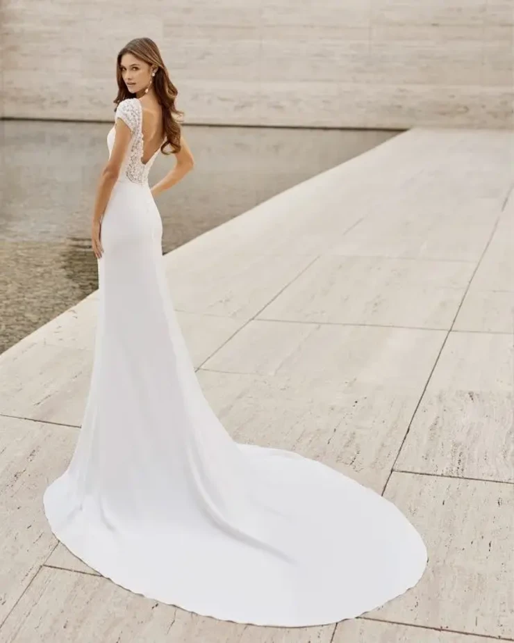 Nain By Rosa Clara Price Range: $2999.99 - $7750.00 #1 Natural picture