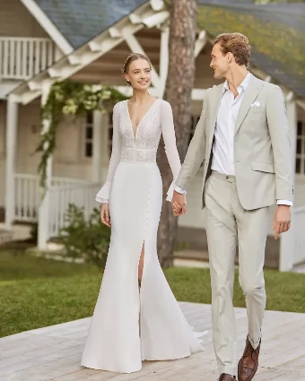 Lennie By Rosa Clara Price Range: $2999.99 - $7750.00 $0 default Natural thumbnail
