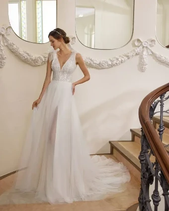 Queen By Rosa Clara Price Range: $2999.99 - $7750.00 $0 default Natural thumbnail