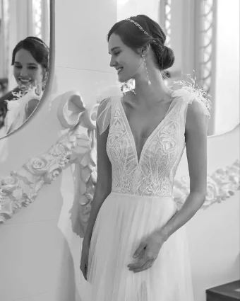 Queen By Rosa Clara Price Range: $2999.99 - $7750.00 $2 default Natural thumbnail