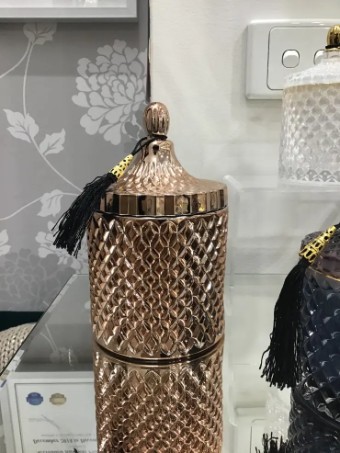 Royal Vintage Candle - Medium $0 default Clear thumbnail