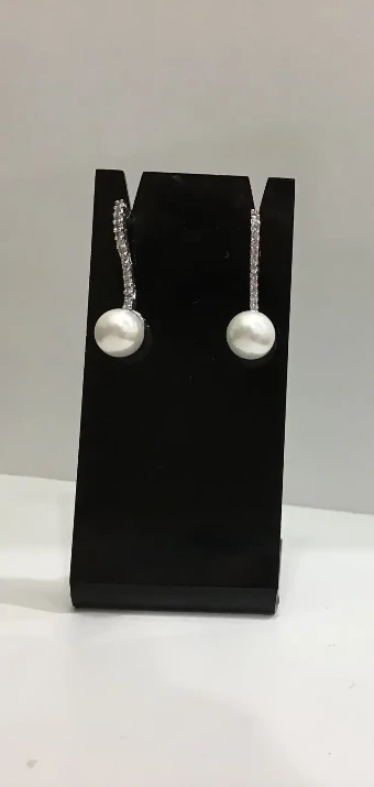 EAR233 $0 default Silver/Pearl thumbnail