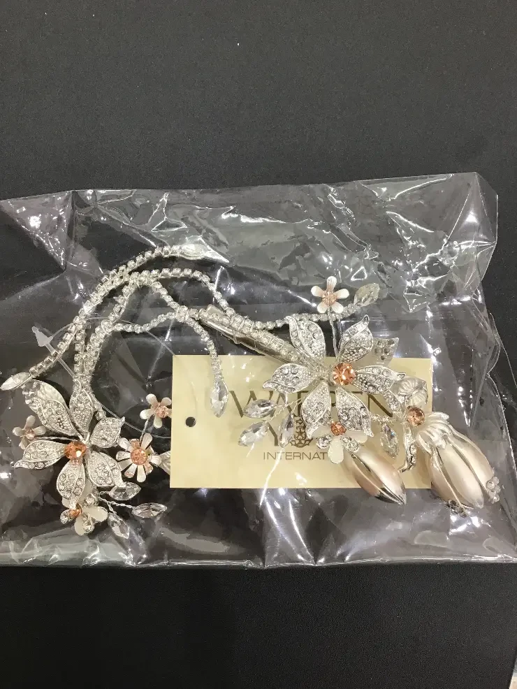 5704 #0 default Silver picture