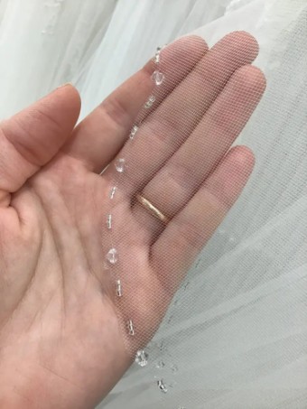 2068 two tier crystal edge veil $0 default Ivory thumbnail