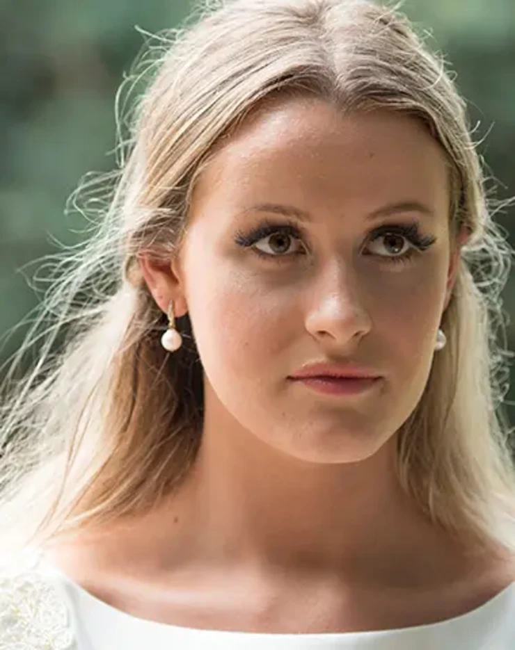 Annie #1 Silver/Pearl picture