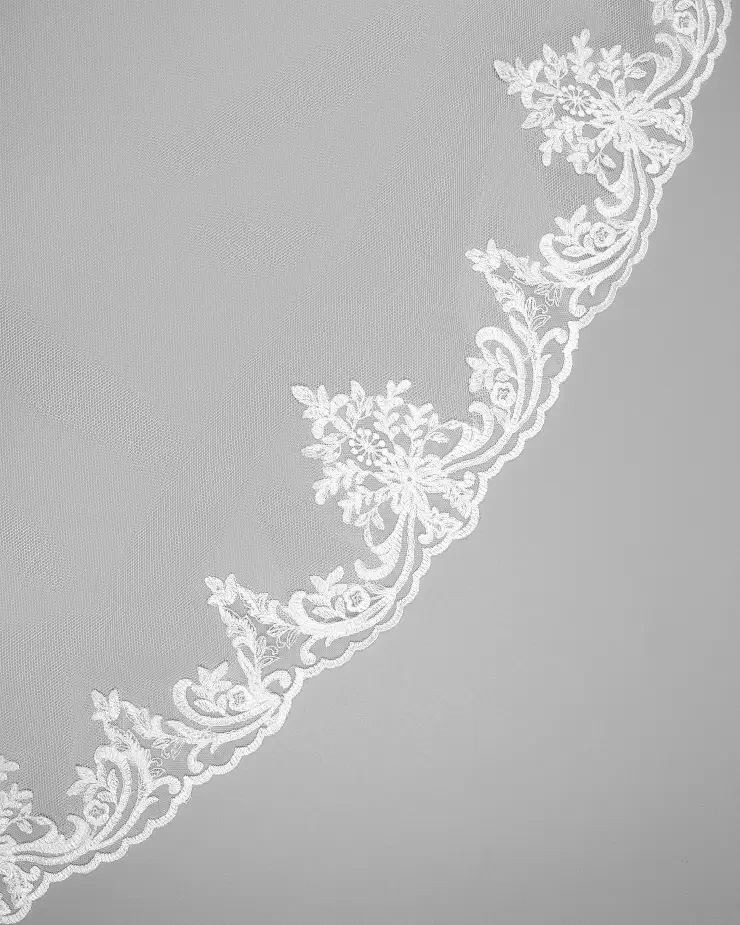 velo 4LV69 Veil 3X3 By Rosa Clara Price Range: $2999.99 - $7750.00 #0 default Natural picture