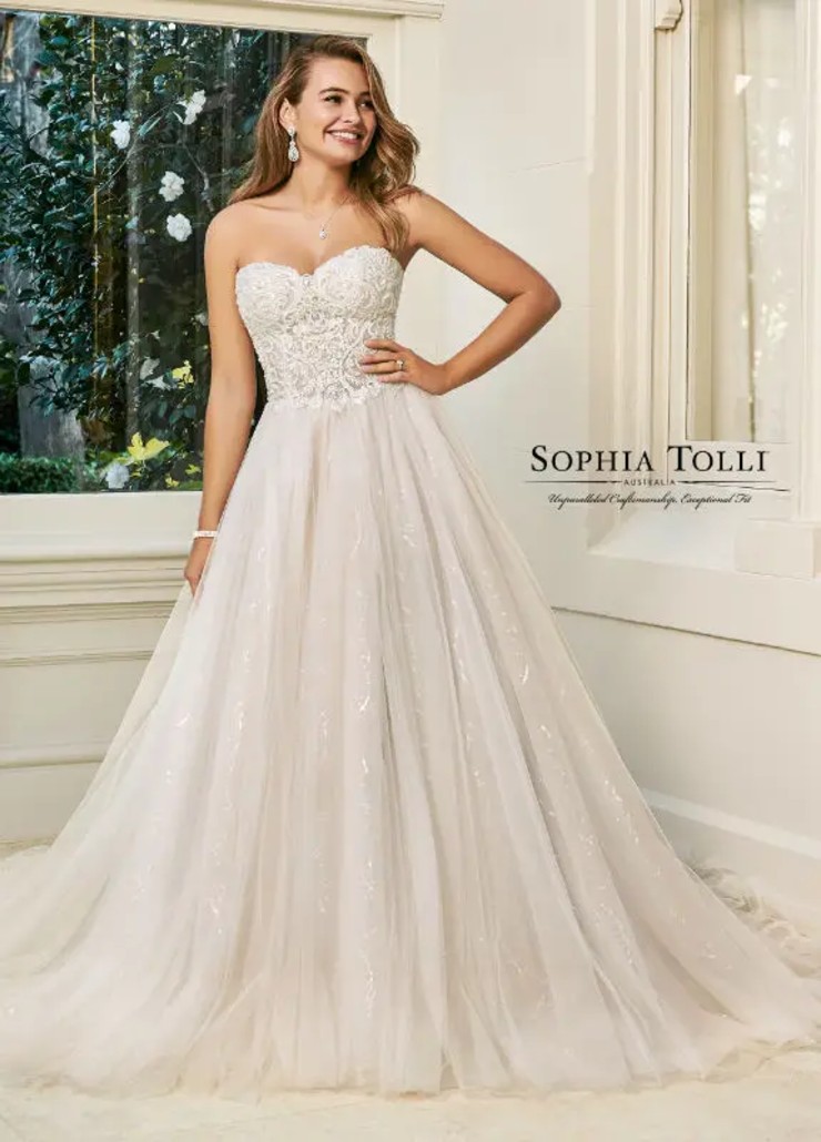 Alessia - Y11945 By Sophia Tolli #0 default Ivory/Wisteria picture