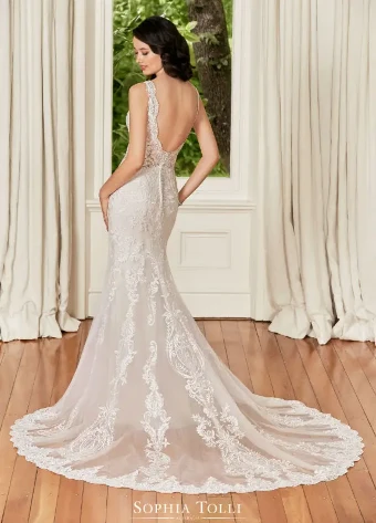Tara - Y21988 By Sophia Tolli Price Range: $1889.00-$4999.00 $1 Ivory thumbnail