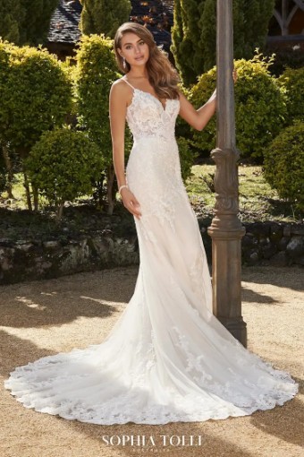 Carmen - Y12021 By Sophia Tolli $1 Ivory/Champagne thumbnail