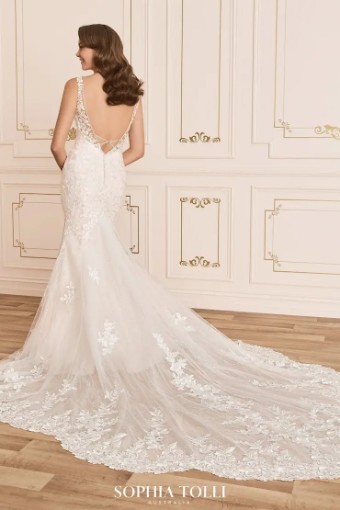 Aaliyah - Y12037 By Sophia Tolli $2 Ivory/SoftBlush thumbnail