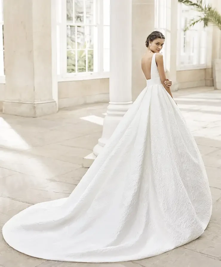 Tropico in Brocade By Rosa Clara Price Range: $2999.99 - $7750.00 #0 default Natural picture