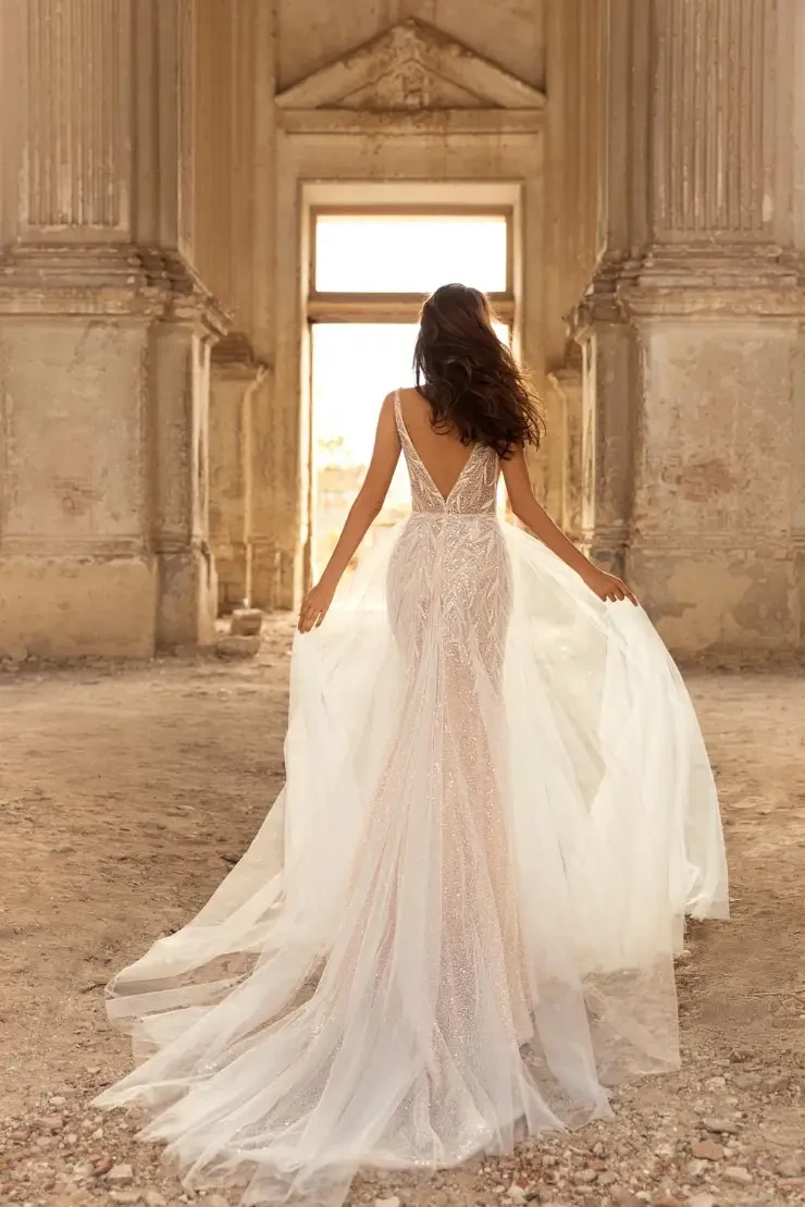 Rebeka dress only By Eva Lendel Wedding Gowns Price Range: $2999.00 - $6300.00 #2 default Original picture