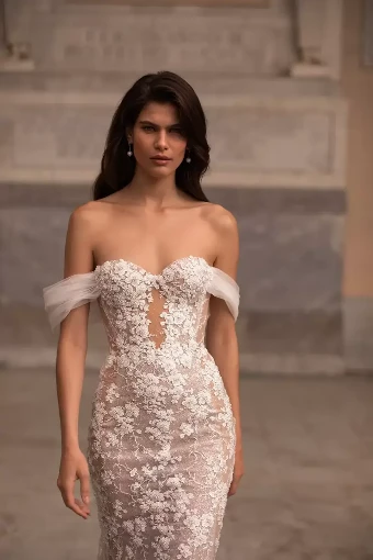 Colleen By Eva Lendel Price Range: $2999.00 - $6300.00 $6 default Original thumbnail