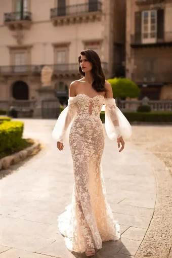 Colleen By Eva Lendel Price Range: $2999.00 - $6300.00 $0 default Original thumbnail