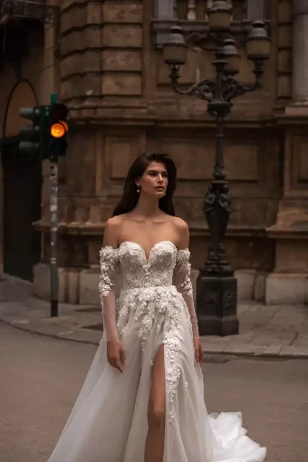 Kelaya By Eva Lendel Price Range: $2999.00 - $6300.00 $4 All Ivory thumbnail