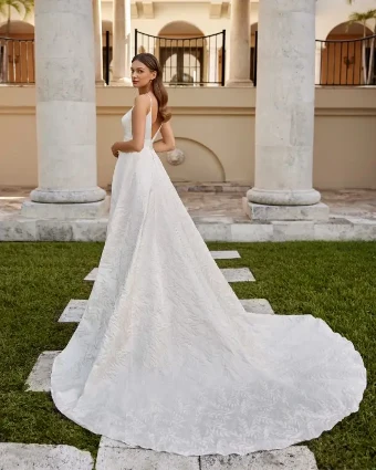 Evan By Rosa Clara Price Range: $2999.99 - $7750.00 $1 Natural thumbnail