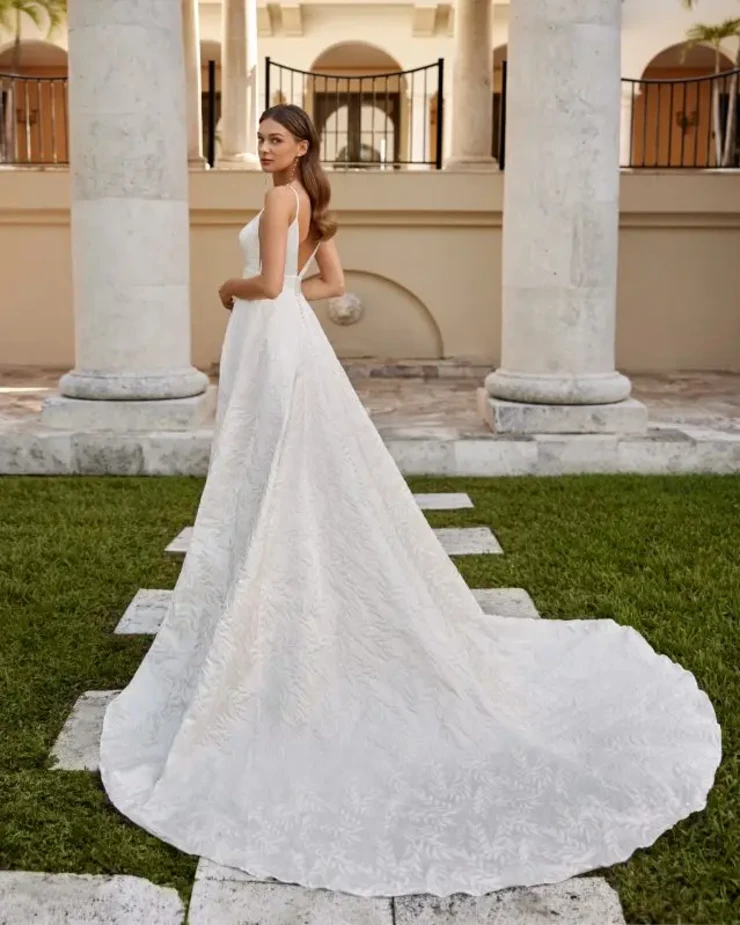 Evan By Rosa Clara Price Range: $2999.99 - $7750.00 #1 Natural picture