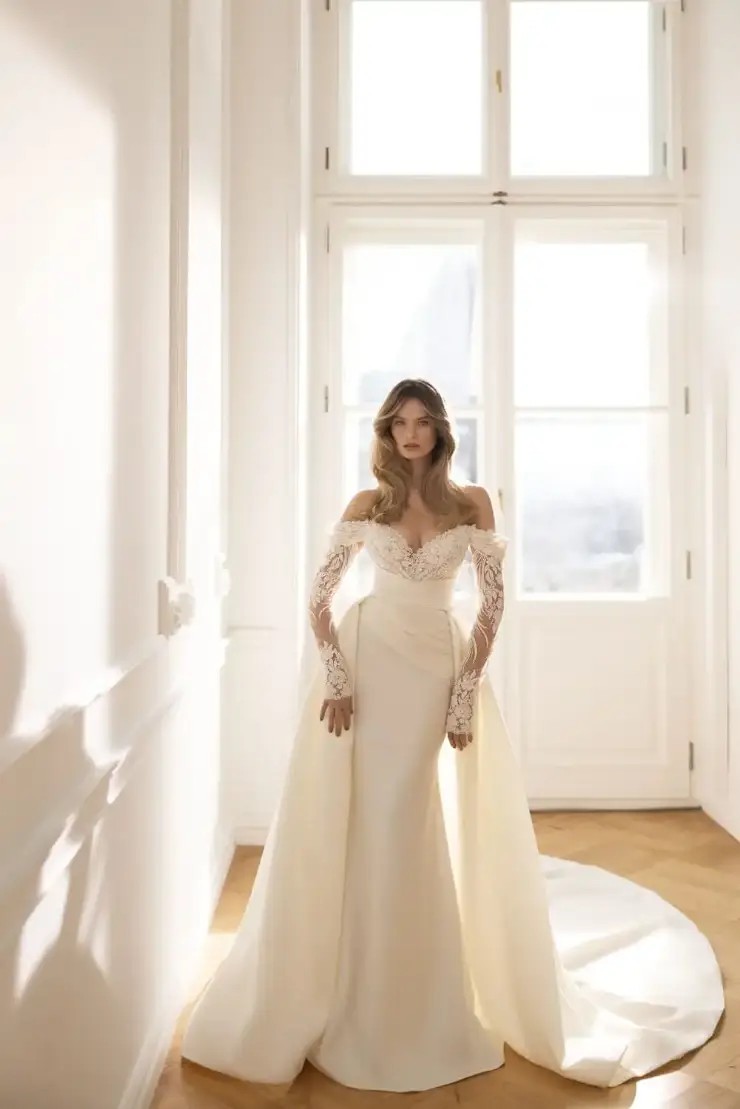 Scandi Dress Overskirt and Sleeves By Eva Lendel #0 default Ivory picture