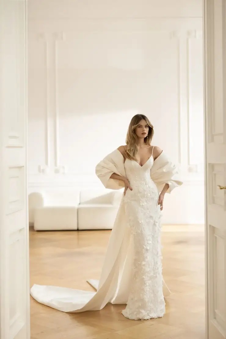 Genevieve By Eva Lendel #0 default Ivory picture