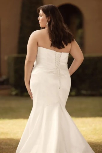 Nancy By Sophia Tolli $5 Ivory thumbnail