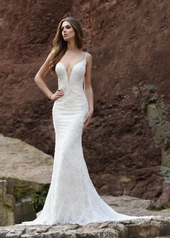 Vivacious By Dando London Price Range: $3699.00 - $8200.00 $4 Ivory/Champagne thumbnail