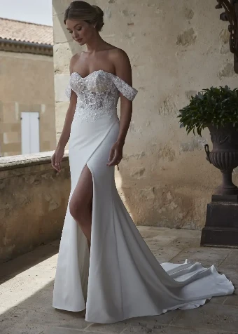 Sutton By Romantica of Devon Price Range: $2399.00 - $3899.0 $0 default All Ivory thumbnail