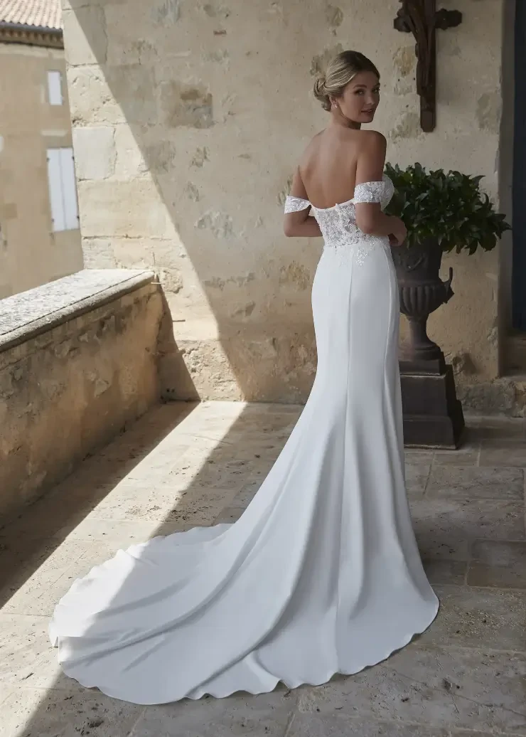 Sutton By Romantica of Devon Price Range: $2399.00 - $3899.0 #1 All Ivory picture