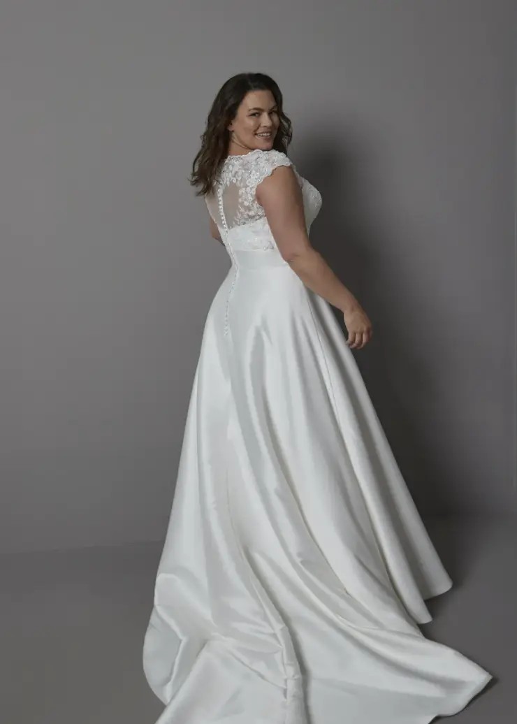 Imogen-Belle By Romantica of Devon #1 default Ivory picture