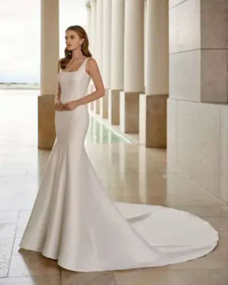 Vivida By Rosa Clara Price Range: $2999.99 - $7750.00 #2 default Natural picture