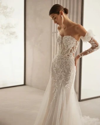 Catelin By Rosa Clara Price Range: $2999.99 - $7750.00 $0 default Natural thumbnail