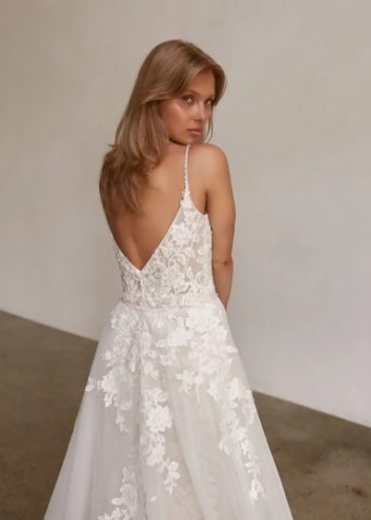 Bodhi By Tania Olsen $12 Vintage white with sand thumbnail
