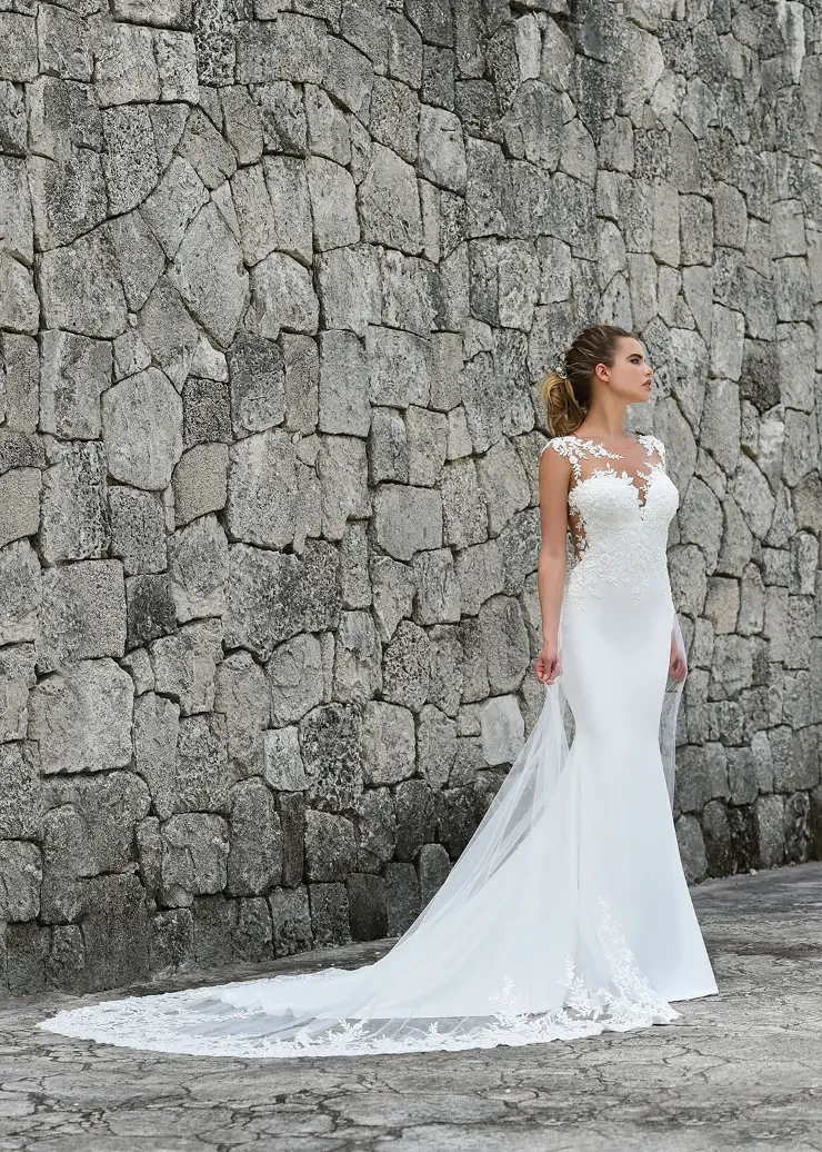 Bakerloo By Dando London Price Range: $3699.00 - $8200.00 #2 default Ivory picture